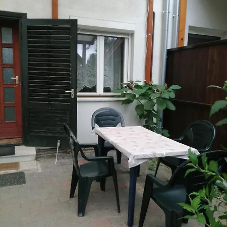 ゲストハウス Eva Vendeghaz 3*