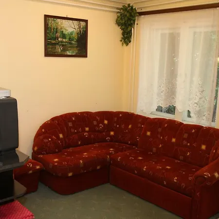 Eva Vendeghaz ゲストハウス Bük